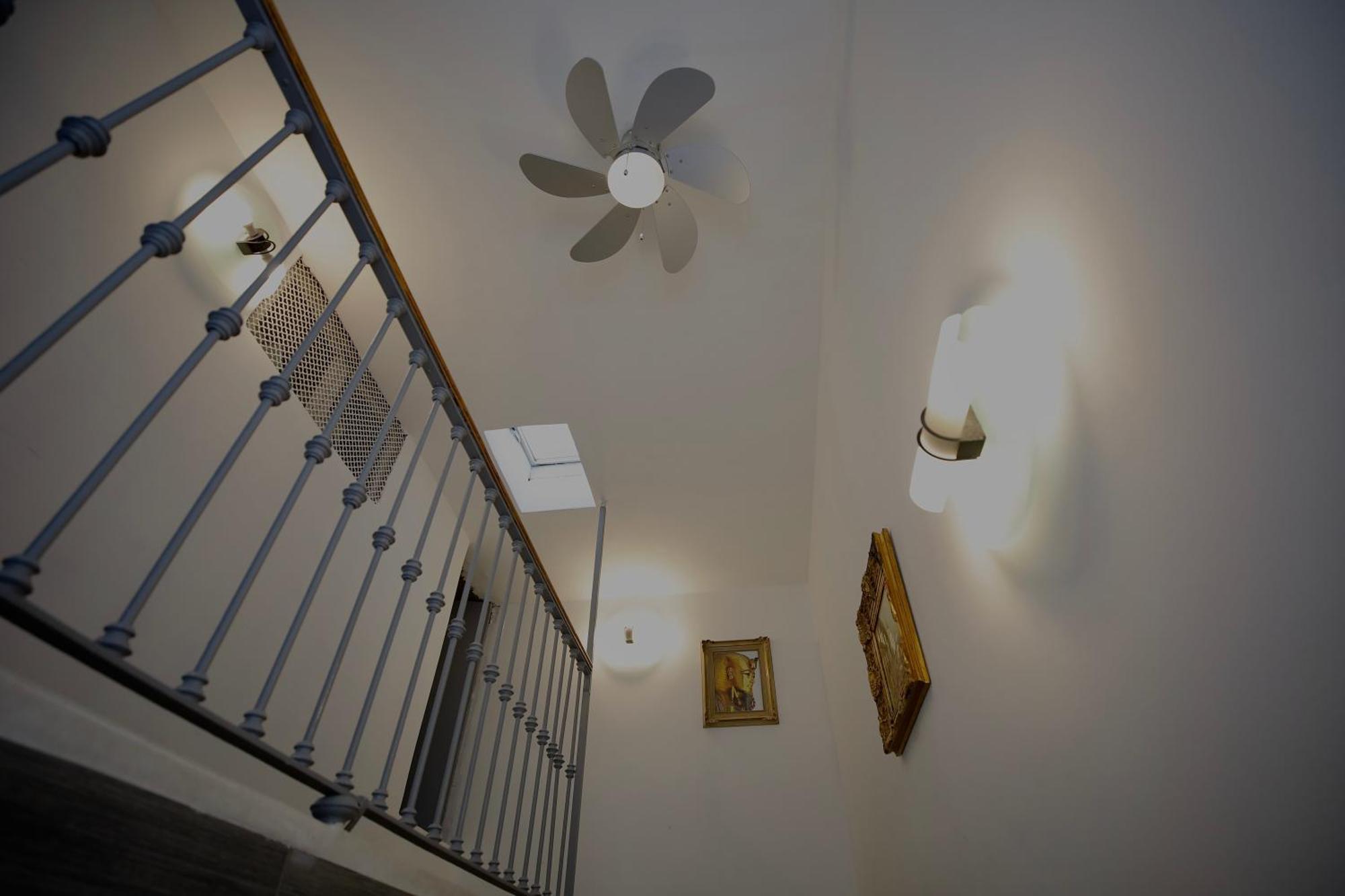 Apartament Hosting Dreams Attics - Duomo Mediolan Zewnętrze zdjęcie