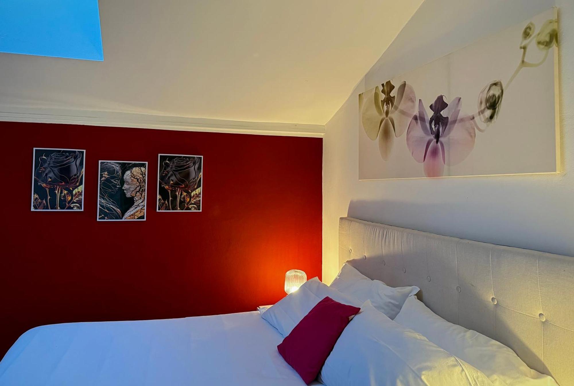Apartament Hosting Dreams Attics - Duomo Mediolan Zewnętrze zdjęcie
